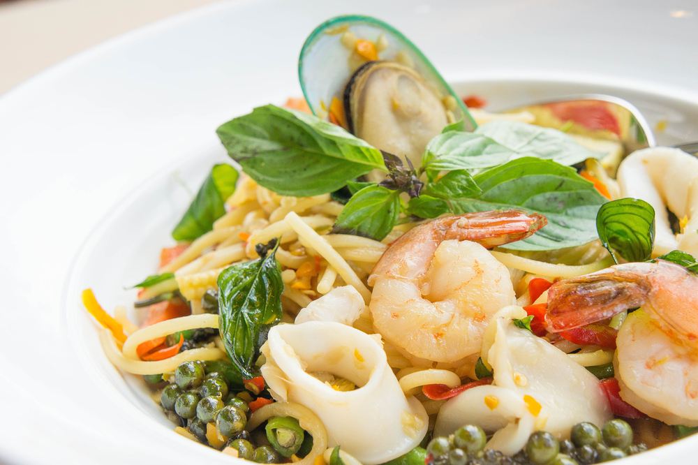 The drunken noodles seafood spaghetti.